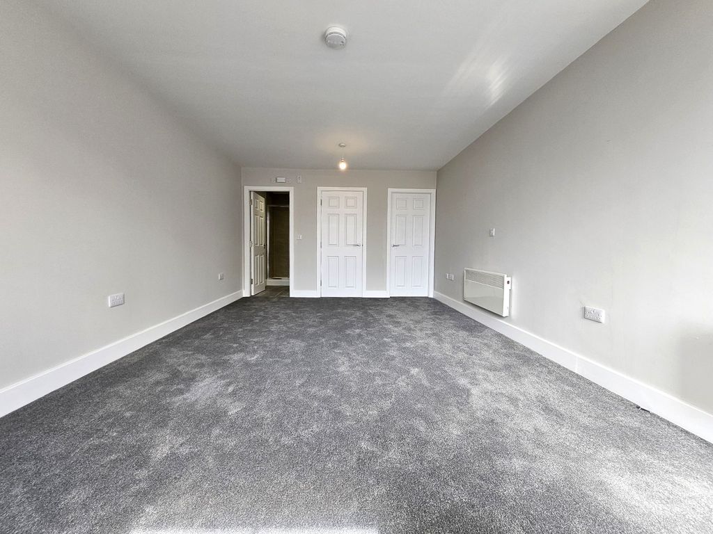 Property photo 2 of 3