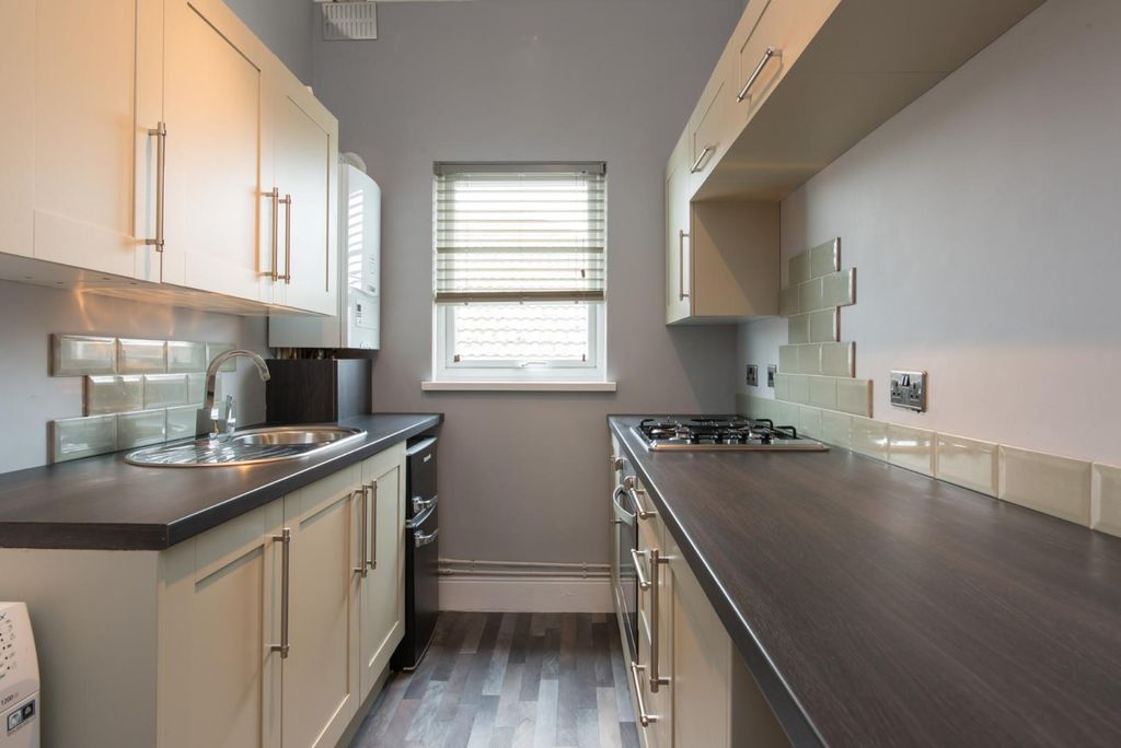 Property photo 2 of 10 Picture 2