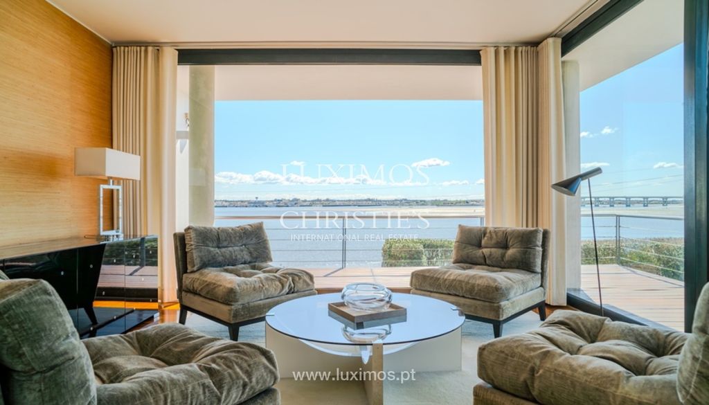 Property photo 2 of 45