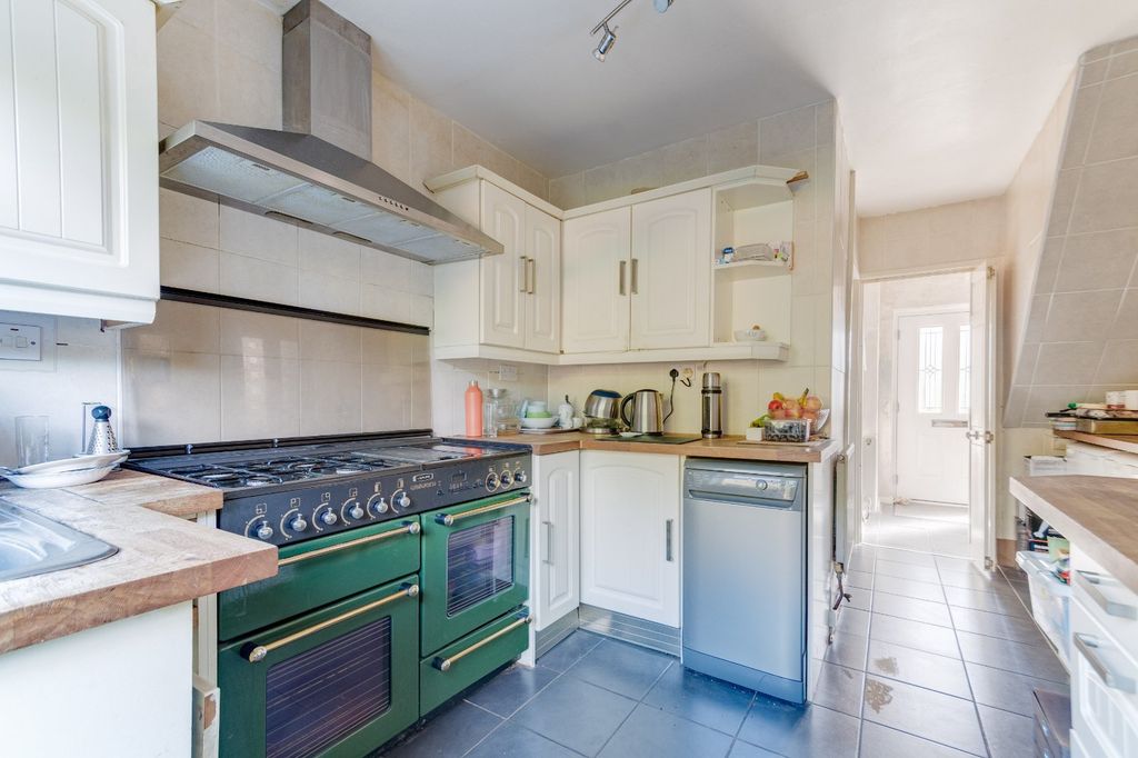 Property photo 2 of 14 Picture No. 04