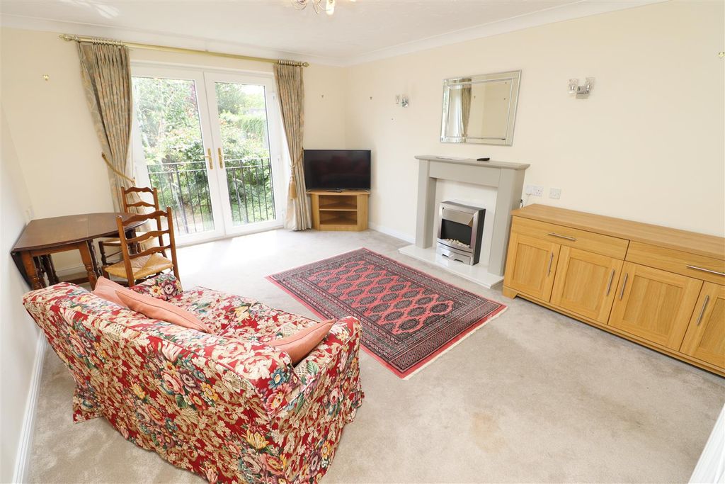 Property photo 3 of 13 Img_8855.Jpg