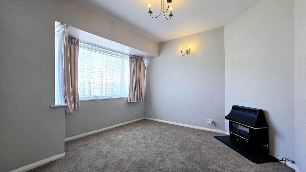 Property photo 3 of 18 Picture No. 14