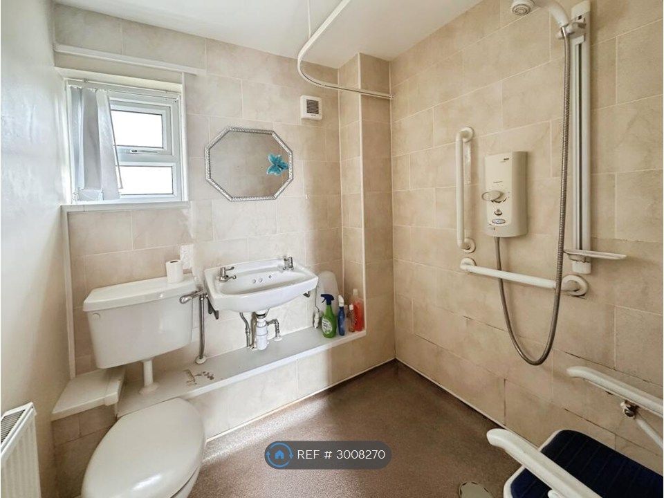 Property photo 3 of 8