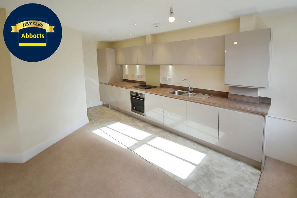 Property photo 2 of 6