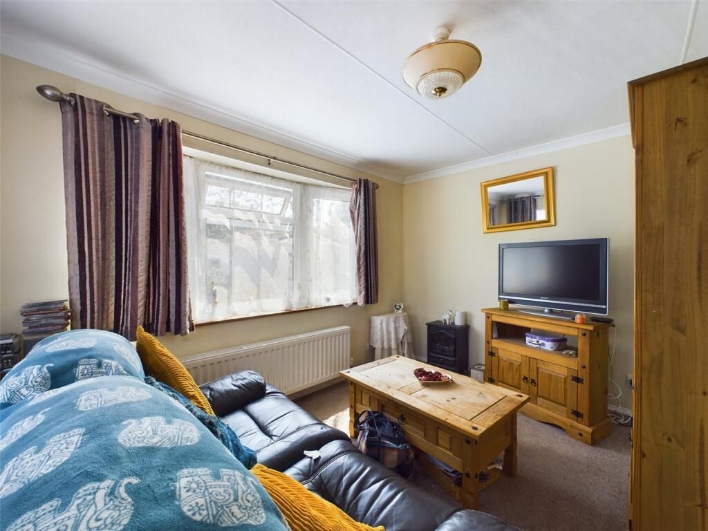 Property photo 3 of 7