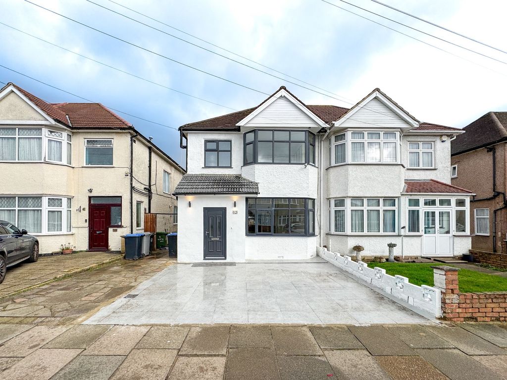 Property photo 1 of 20