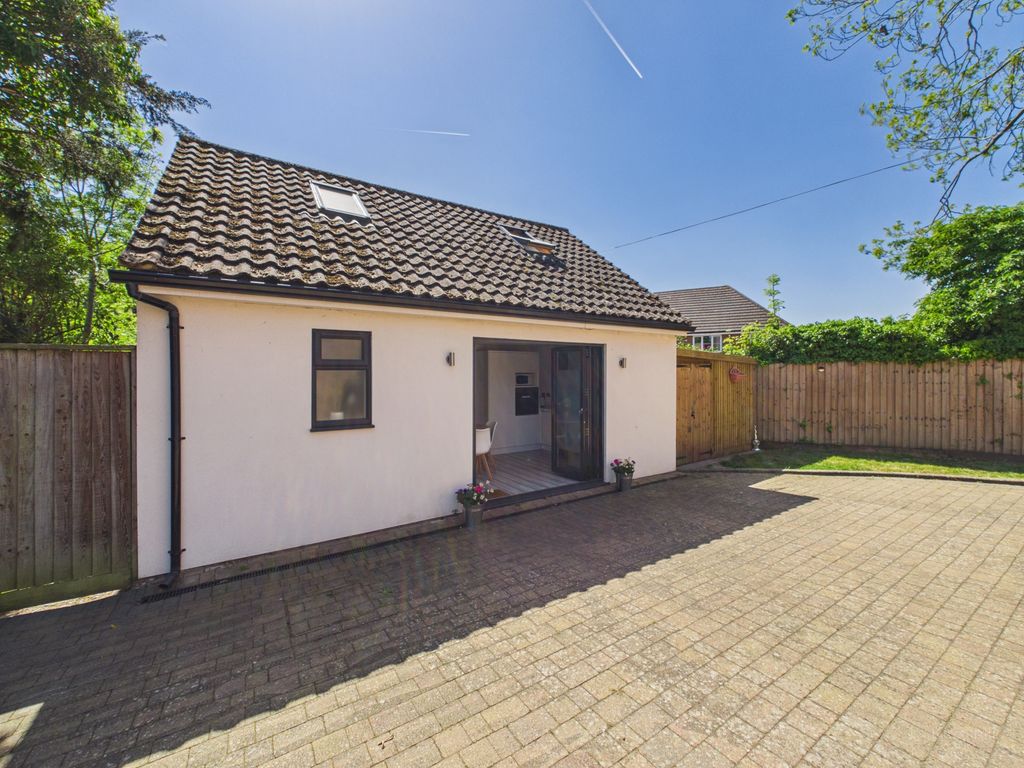 Property photo 2 of 24 Annexe