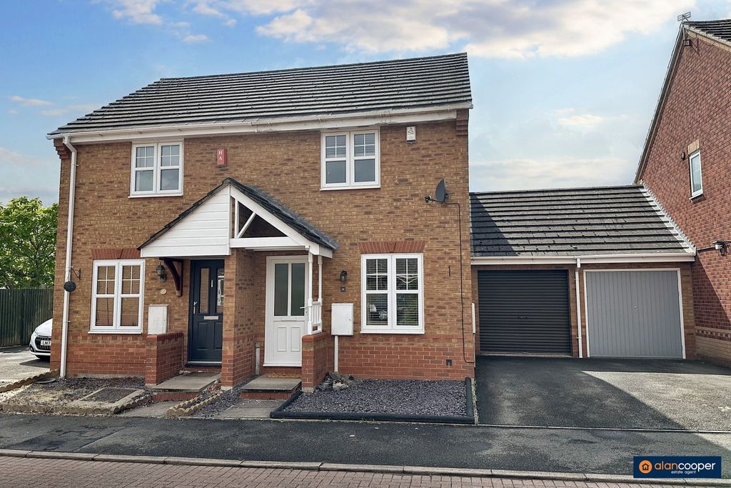 Property photo 1 of 11 4414622