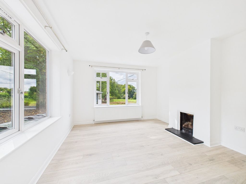 Property photo 2 of 14 Picture No. 03