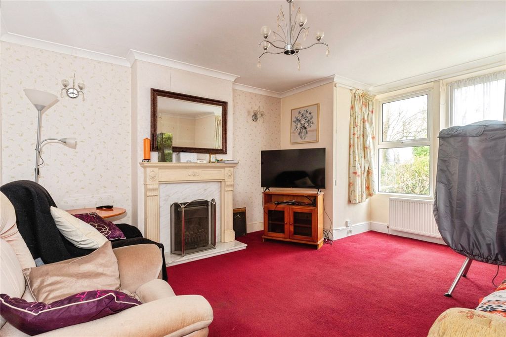 Property photo 3 of 16 Picture No. 17