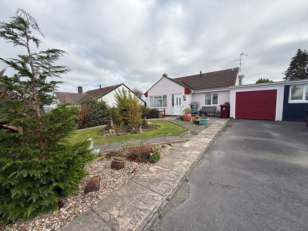 Property photo 1 of 13 Photograph