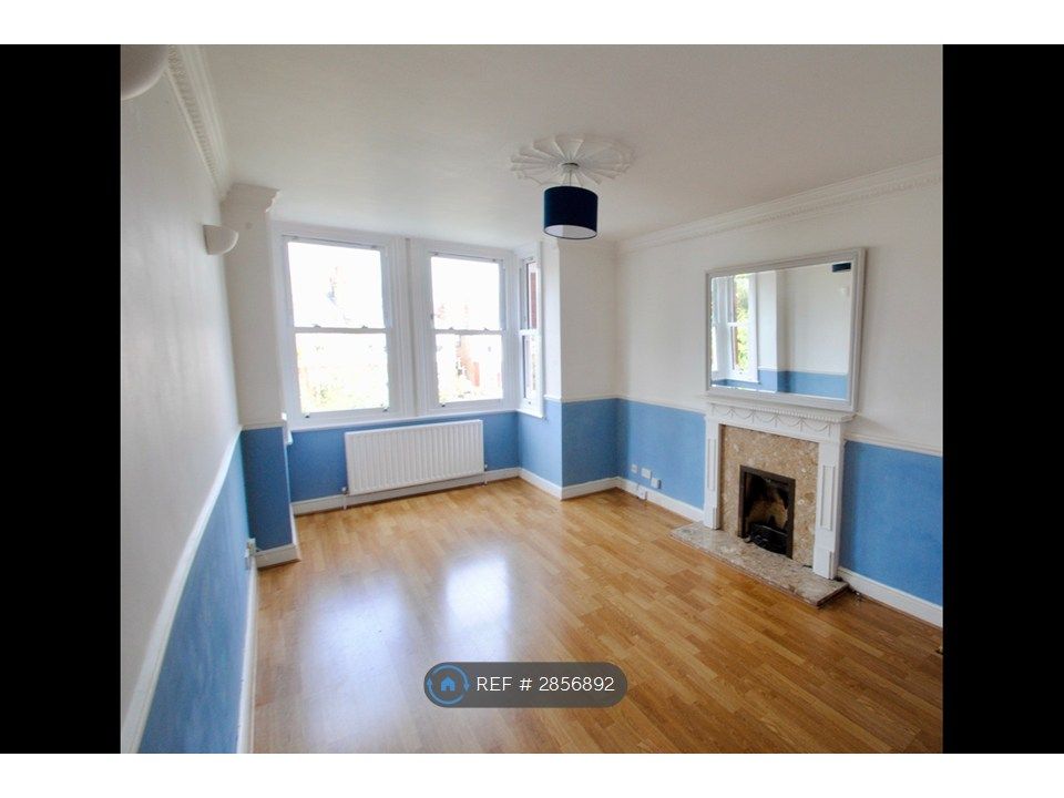 Property photo 2 of 17 Reception