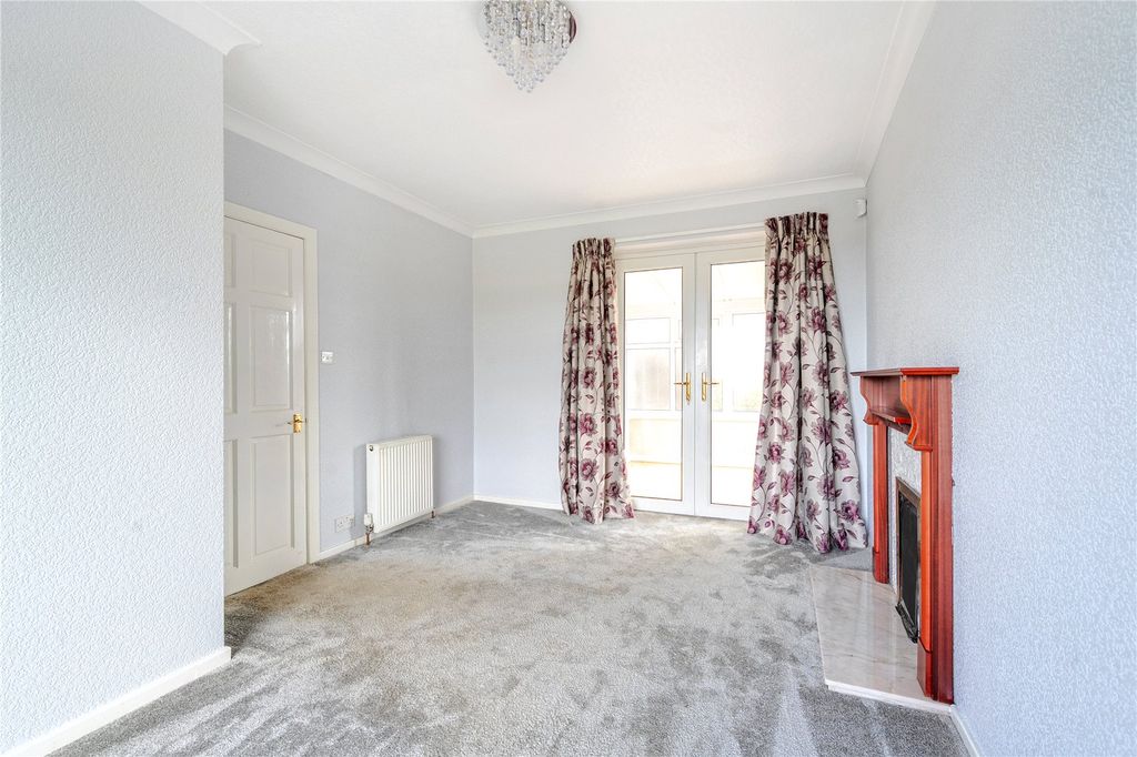 Property photo 2 of 19 Living Room