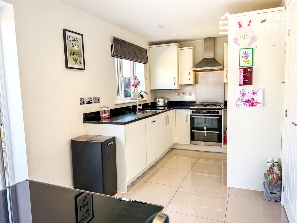Property photo 3 of 17 Picture No. 08