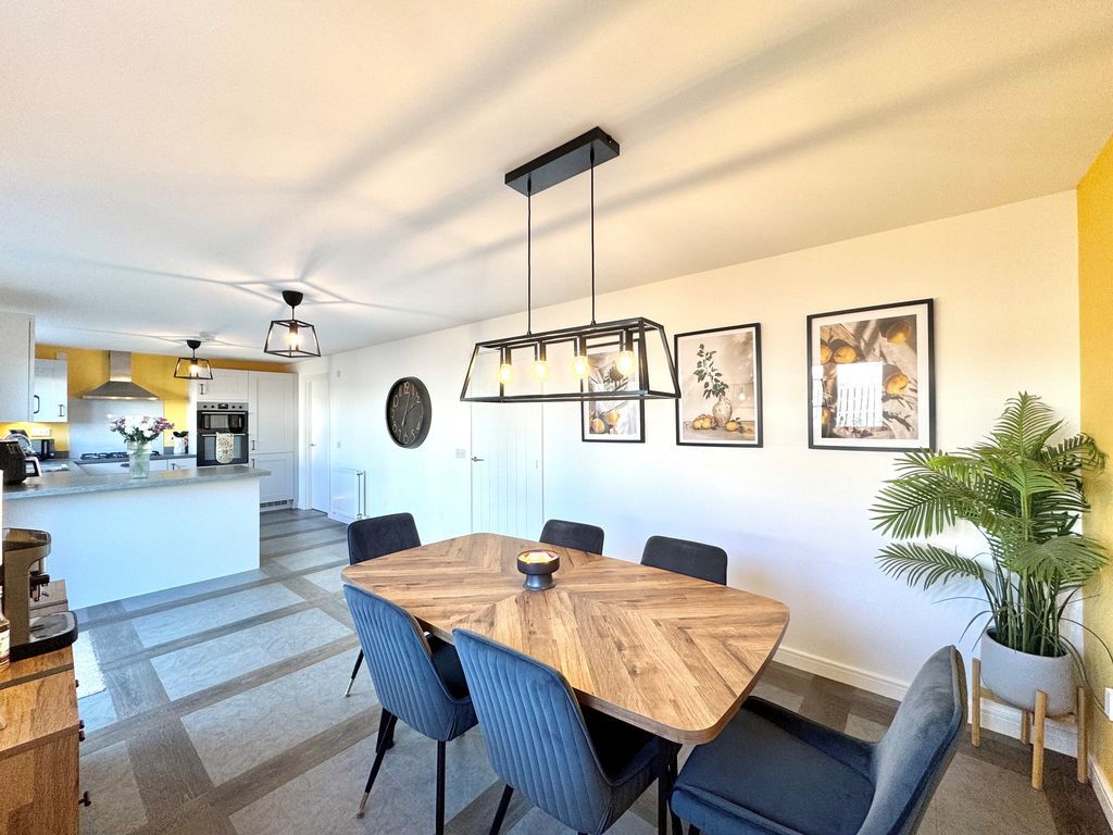 Property photo 3 of 28 Photo 20