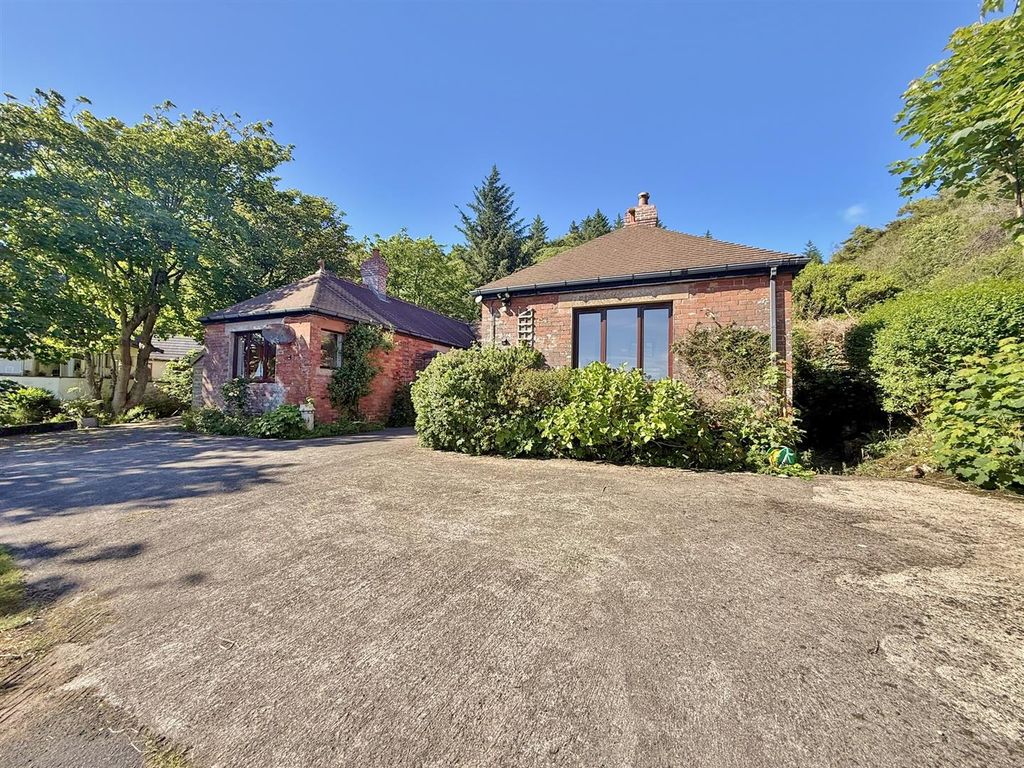 Property photo 1 of 55 Drimla Cottage Front
