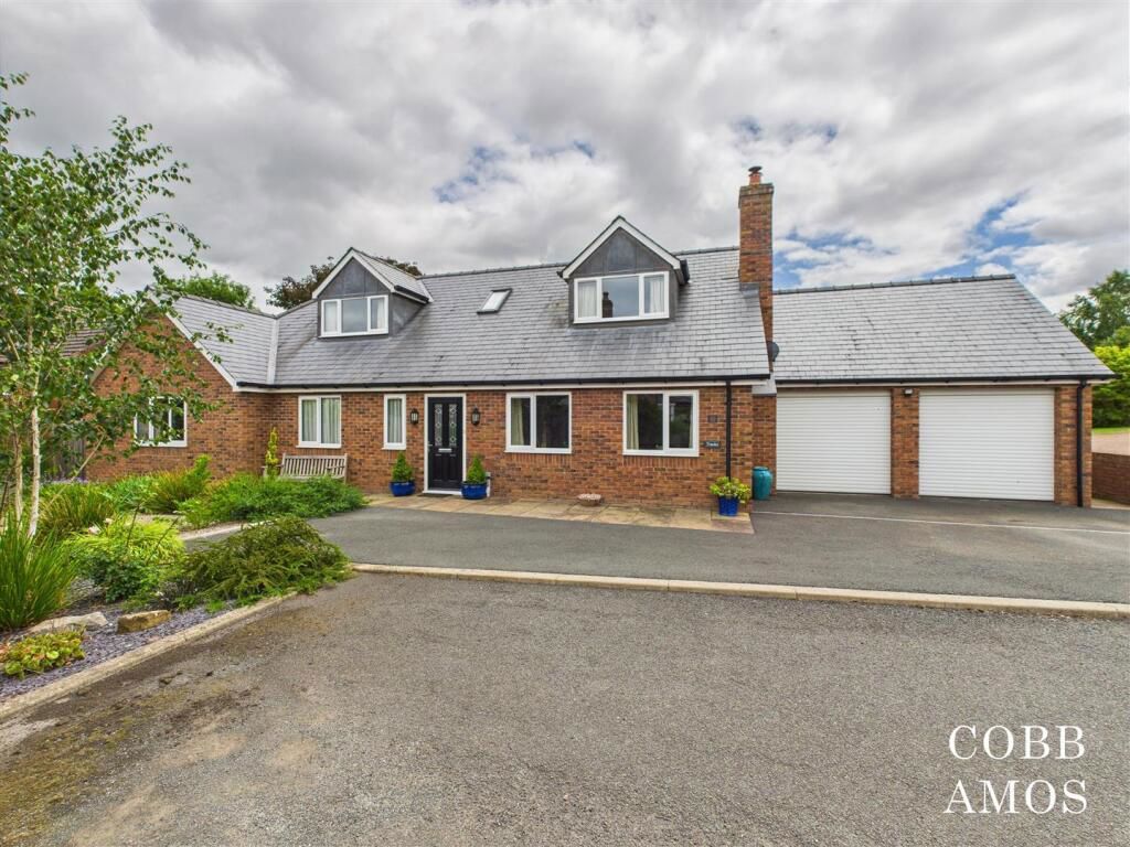 Property photo 1 of 36