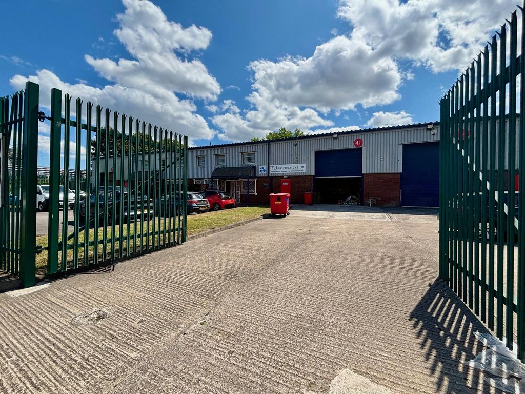 Property photo 1 of 7 41 Portmanmoor 00.Jpg