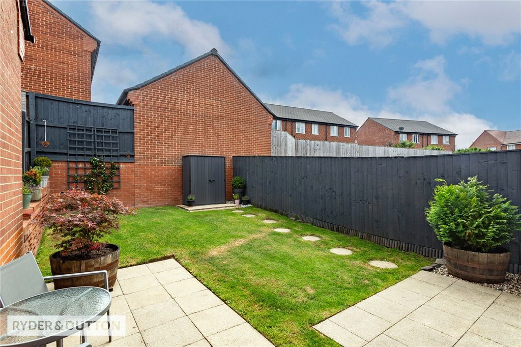 Property photo 3 of 21 Picture No. 17