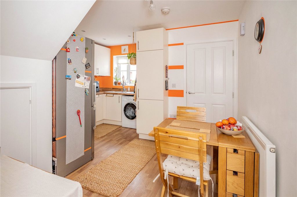 Property photo 3 of 16 Picture No. 07