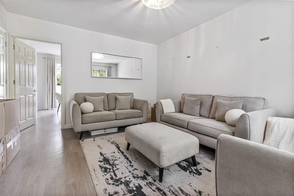 Property photo 3 of 16 23 Skylark Rise-001.Jpg