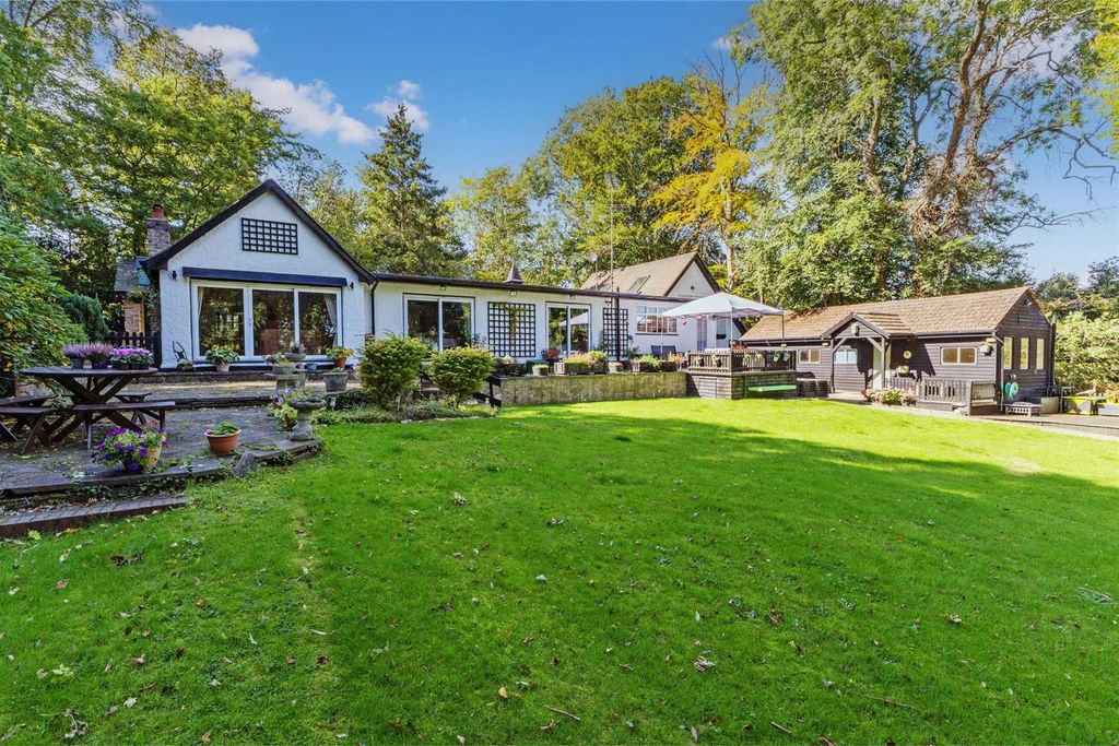 Property photo 3 of 19 Sale143\1.Jpg