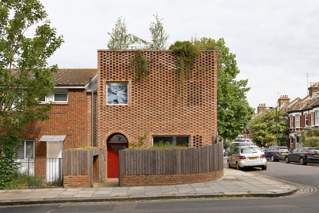 Property photo 1 of 38