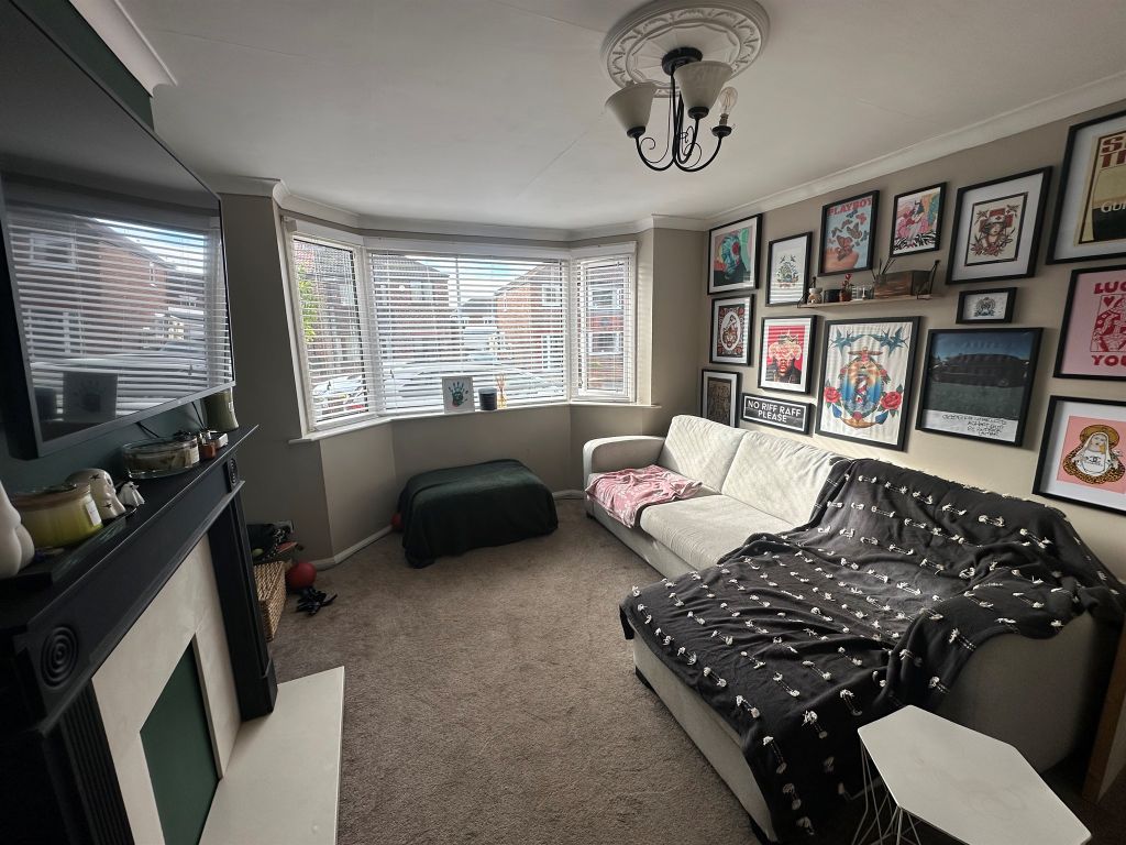 Property photo 2 of 9