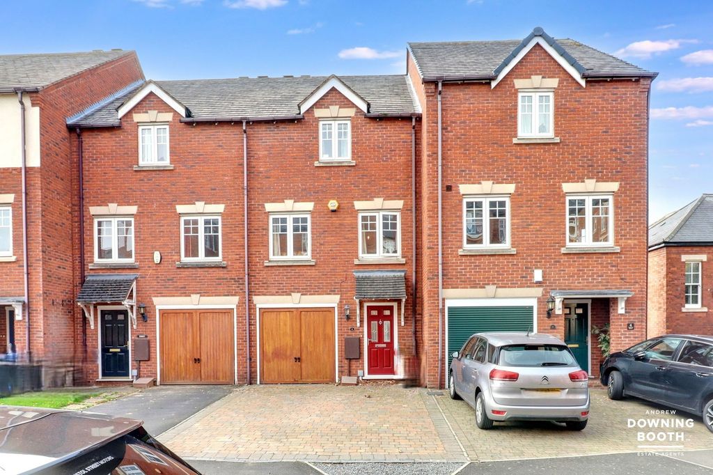 Property photo 1 of 27