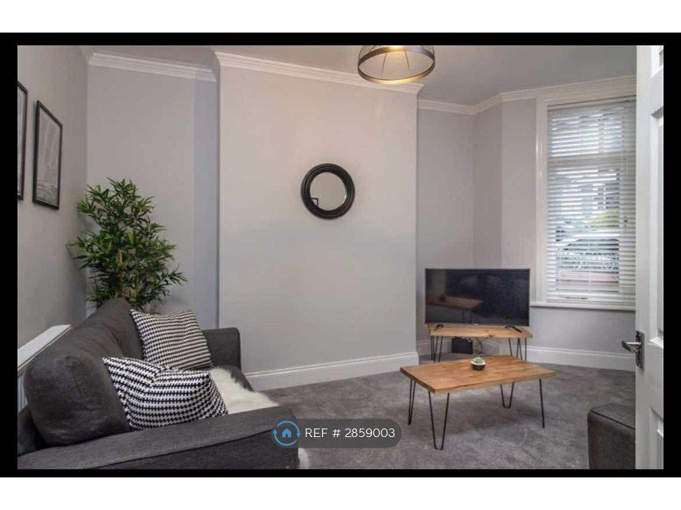 Property photo 2 of 3