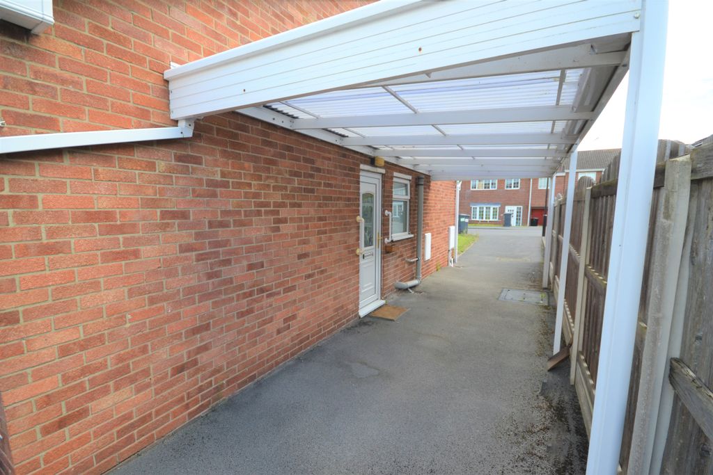 Property photo 2 of 16