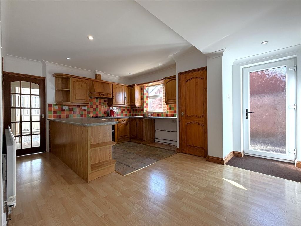 Property photo 2 of 17 Extended Dining Kitchen 888