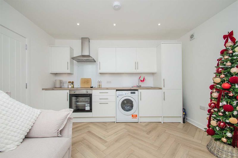 Property photo 3 of 22 Photo 16