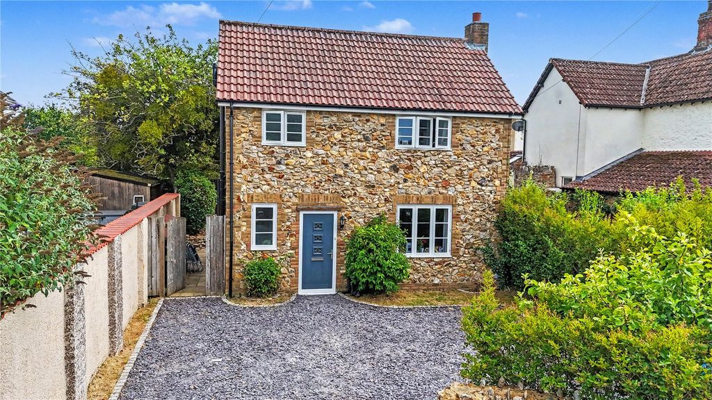 Property photo 1 of 19 Picture No. 32