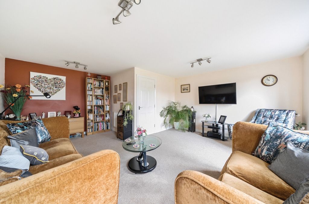 Property photo 2 of 19 1267421 (3)