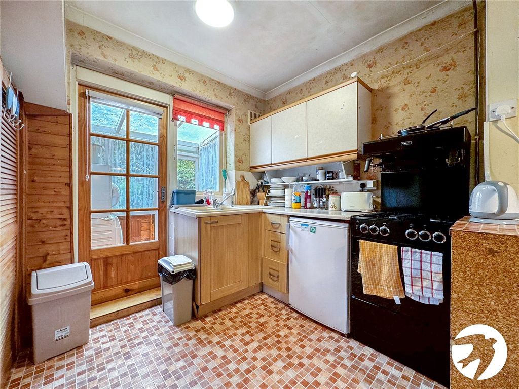 Property photo 2 of 18 Picture 2