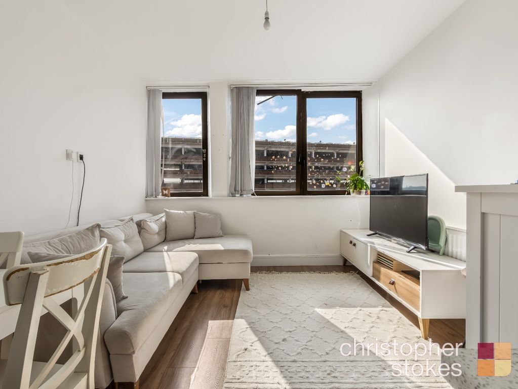 Property photo 2 of 15 4412663