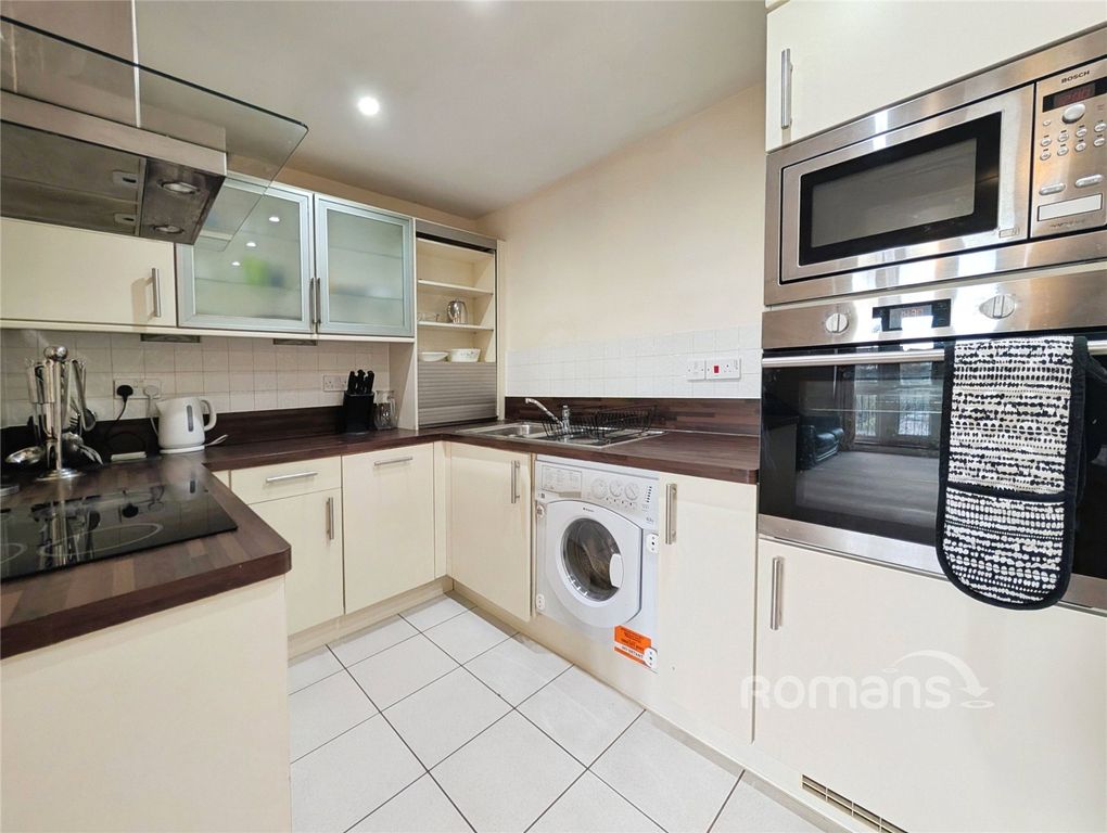 Property photo 3 of 11 Picture No. 22