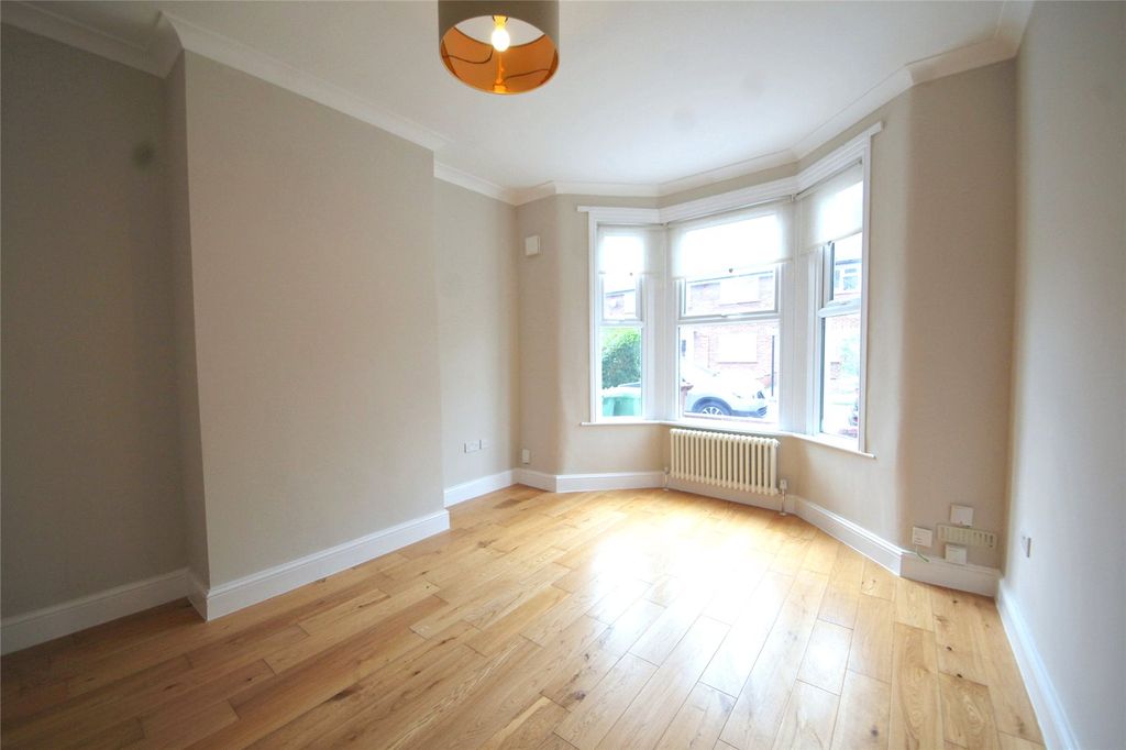 Property photo 3 of 14 Picture No. 02