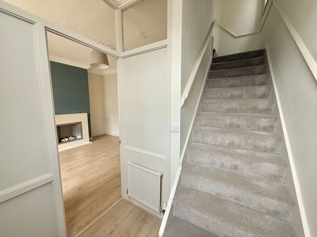 Property photo 3 of 13 Photo 8