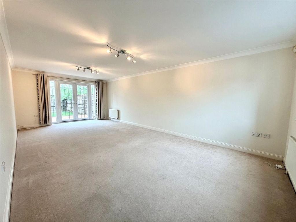 Property photo 3 of 13 Picture No. 15