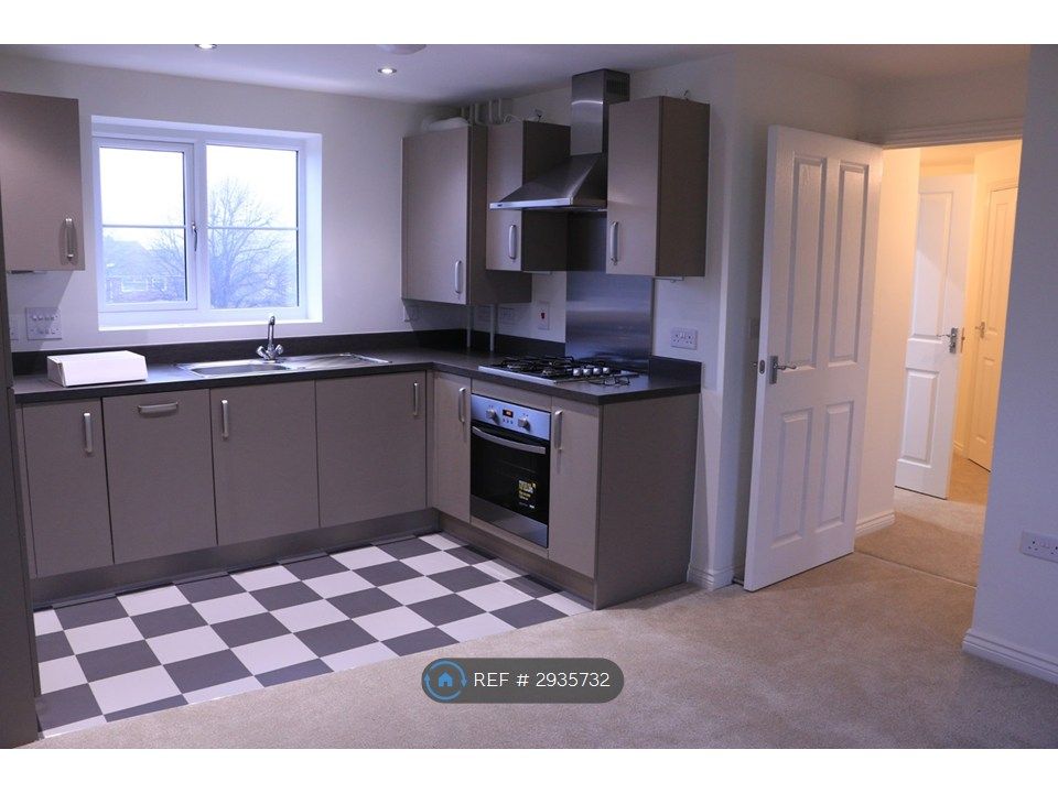 Property photo 1 of 20 Gas Hob / Electric Oven / Fan Hood