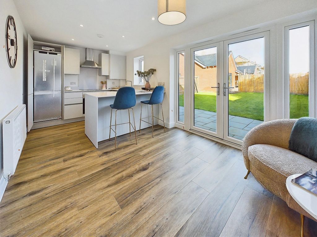 Property photo 2 of 13