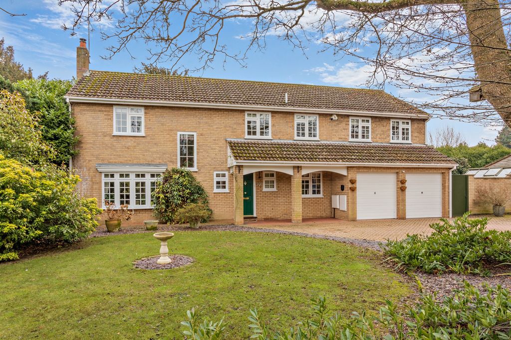 Property photo 1 of 19