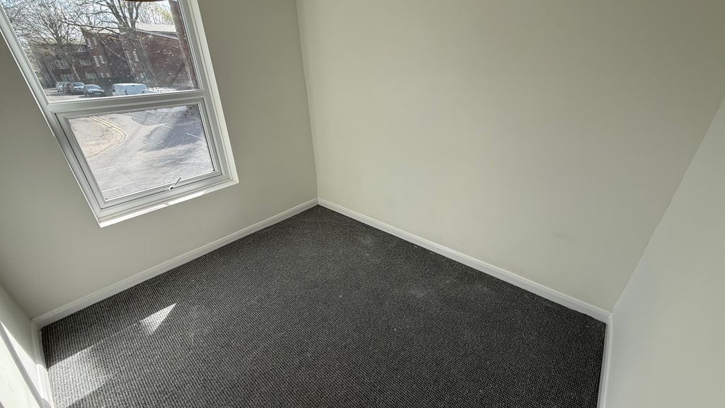 Property photo 3 of 5 Photo 2