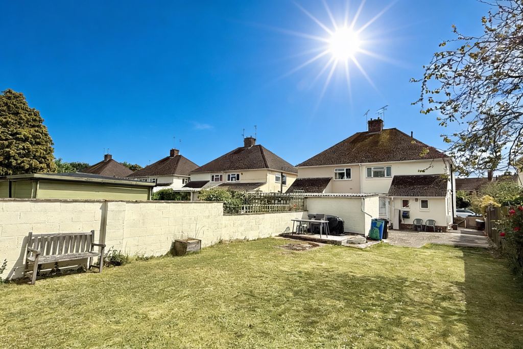 Property photo 1 of 15 3 Bed Semi Detached House