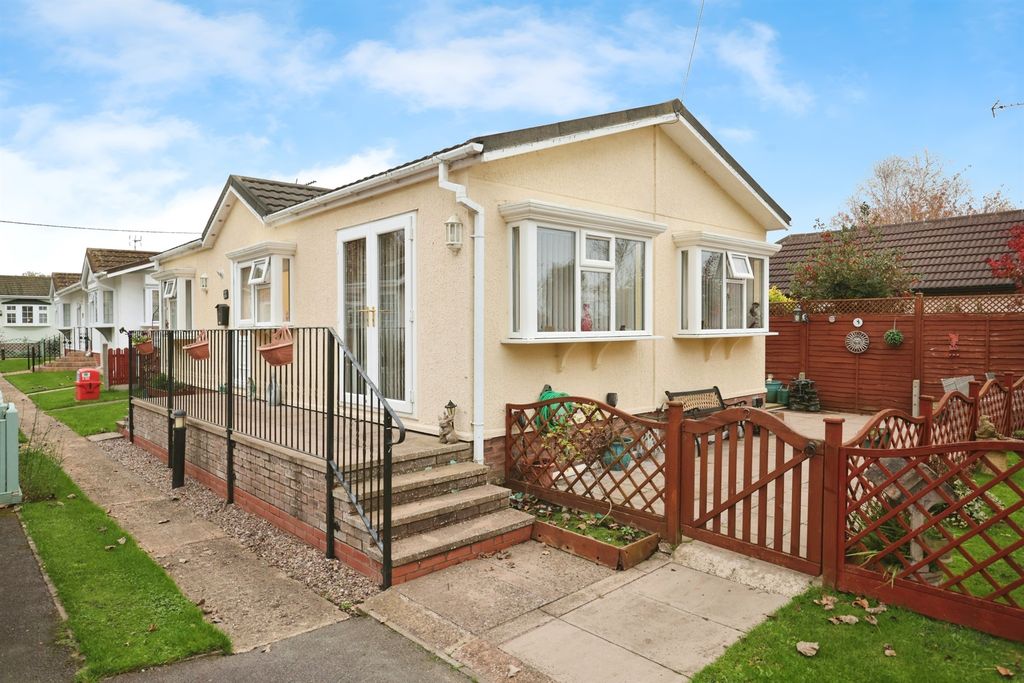 Property photo 1 of 13