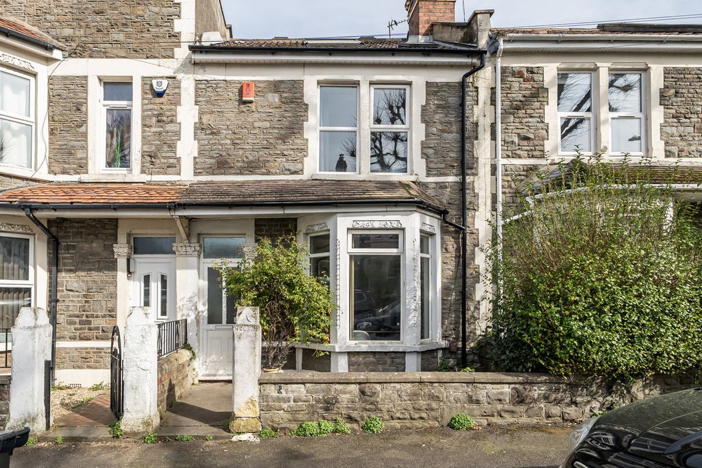 Property photo 1 of 16