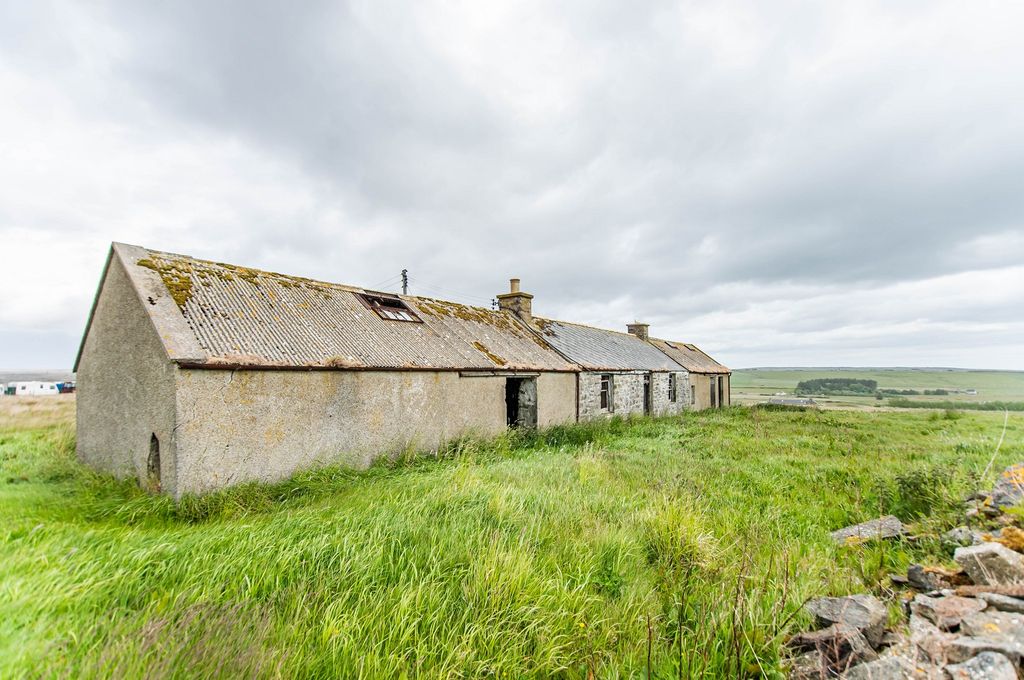 Property photo 2 of 9 Not Specified