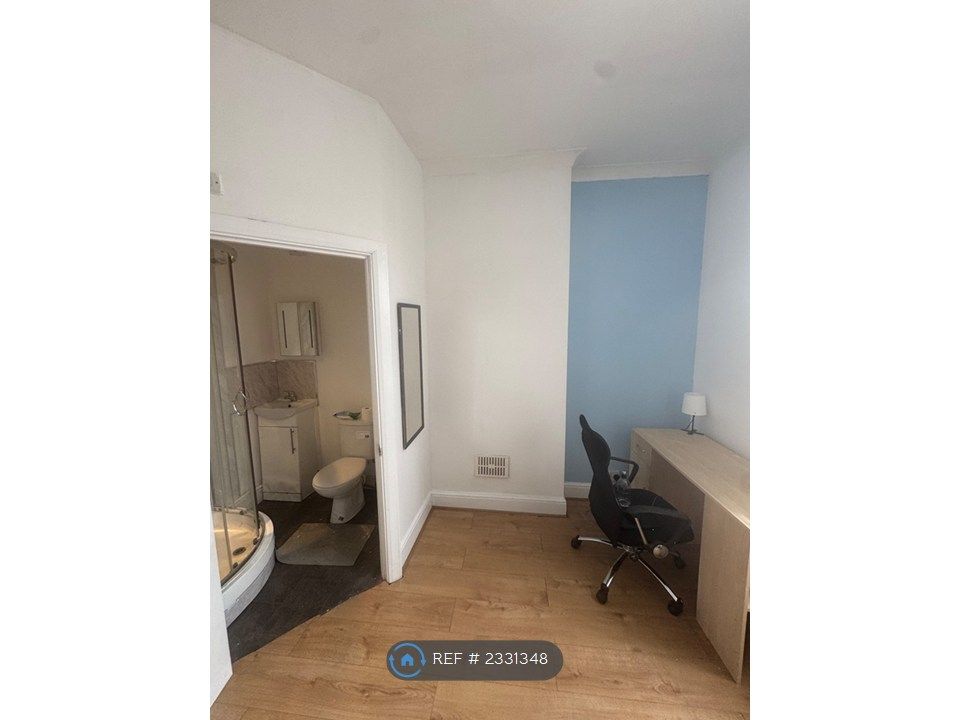 Property photo 2 of 5